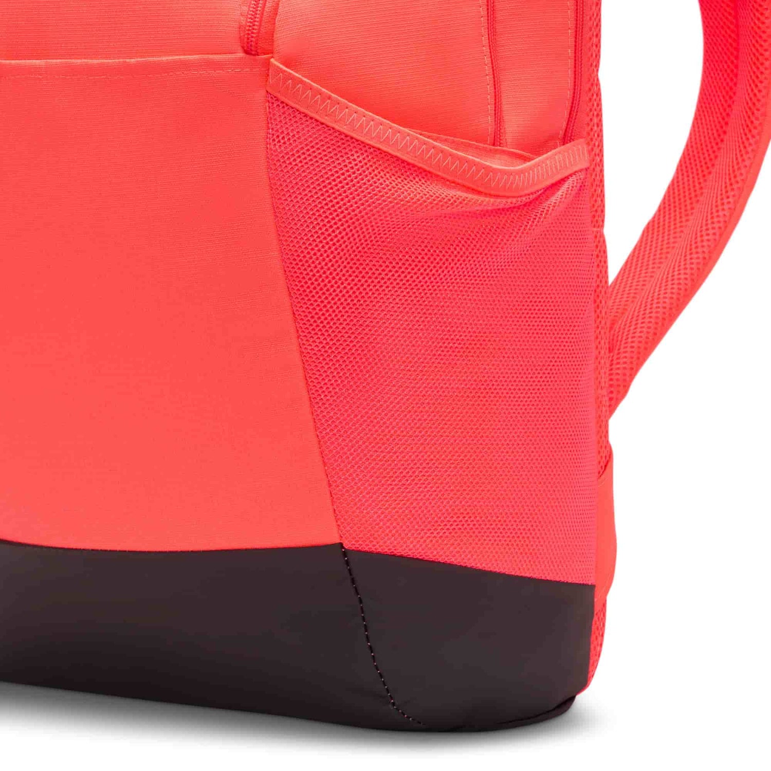 Nike Brasilia 9.5 Bags &amp; Backpacks Nike 