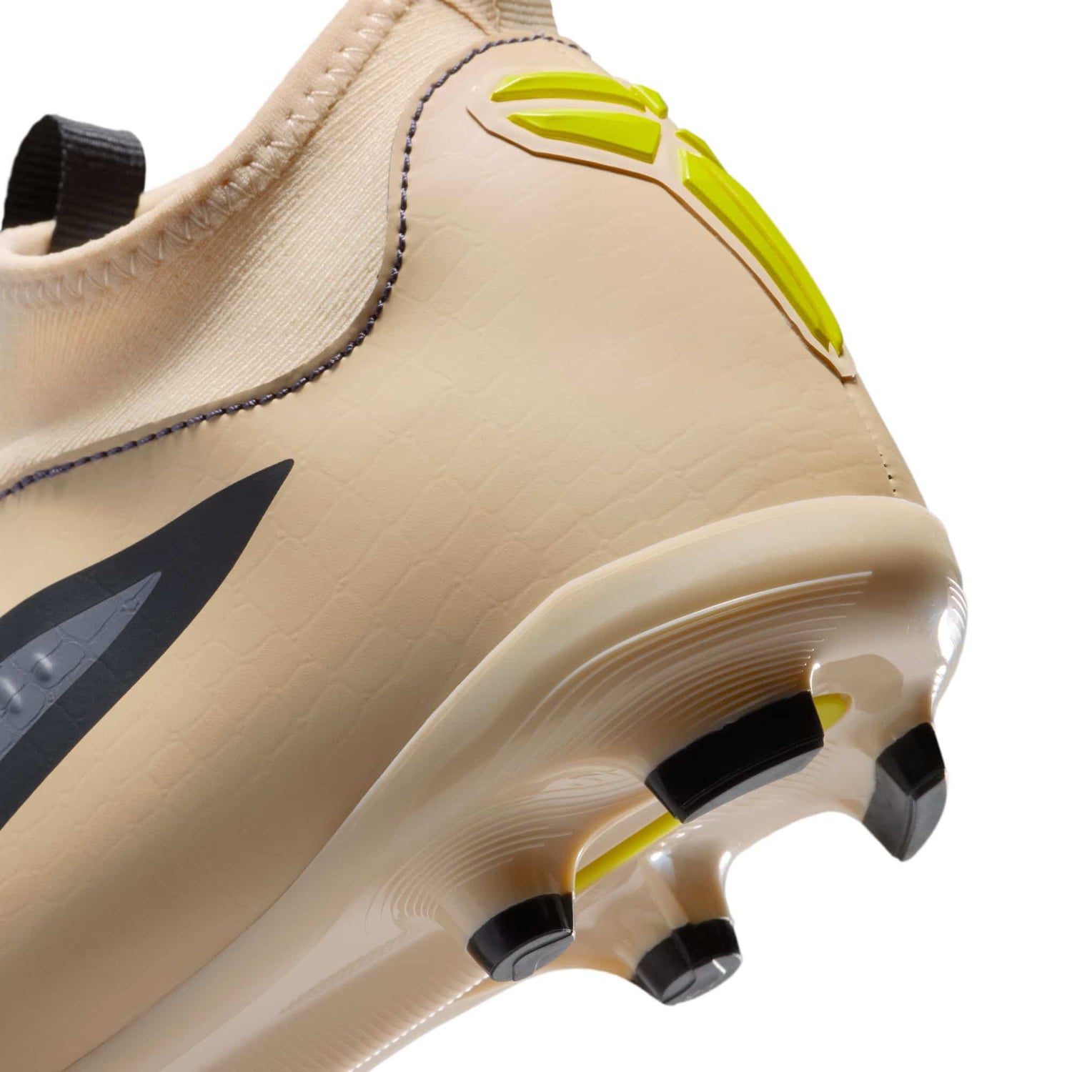 Kobe Jr. Phantom 6 High Academy MG Multi Ground (MG) Nike 