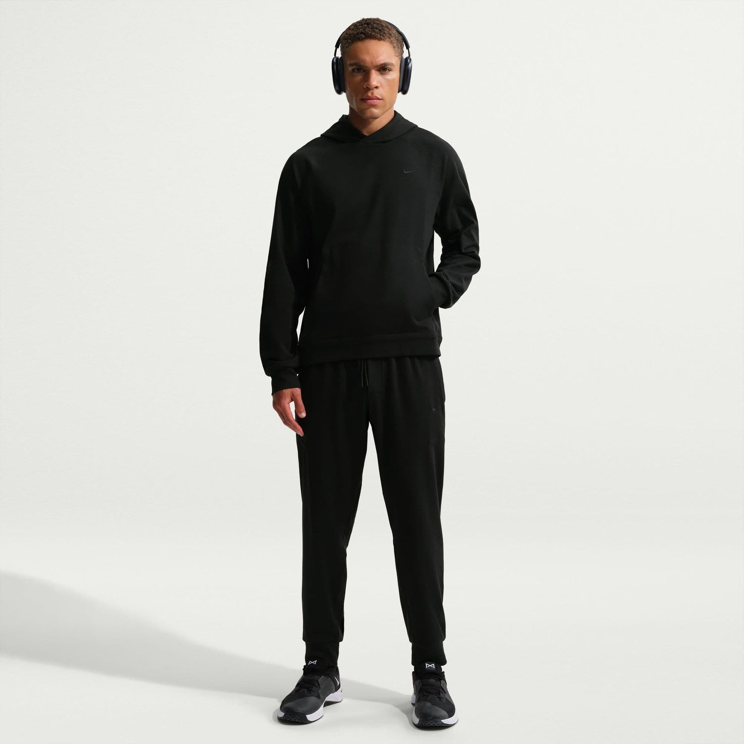 Nike Primary NanoKnit Training Tops Nike 