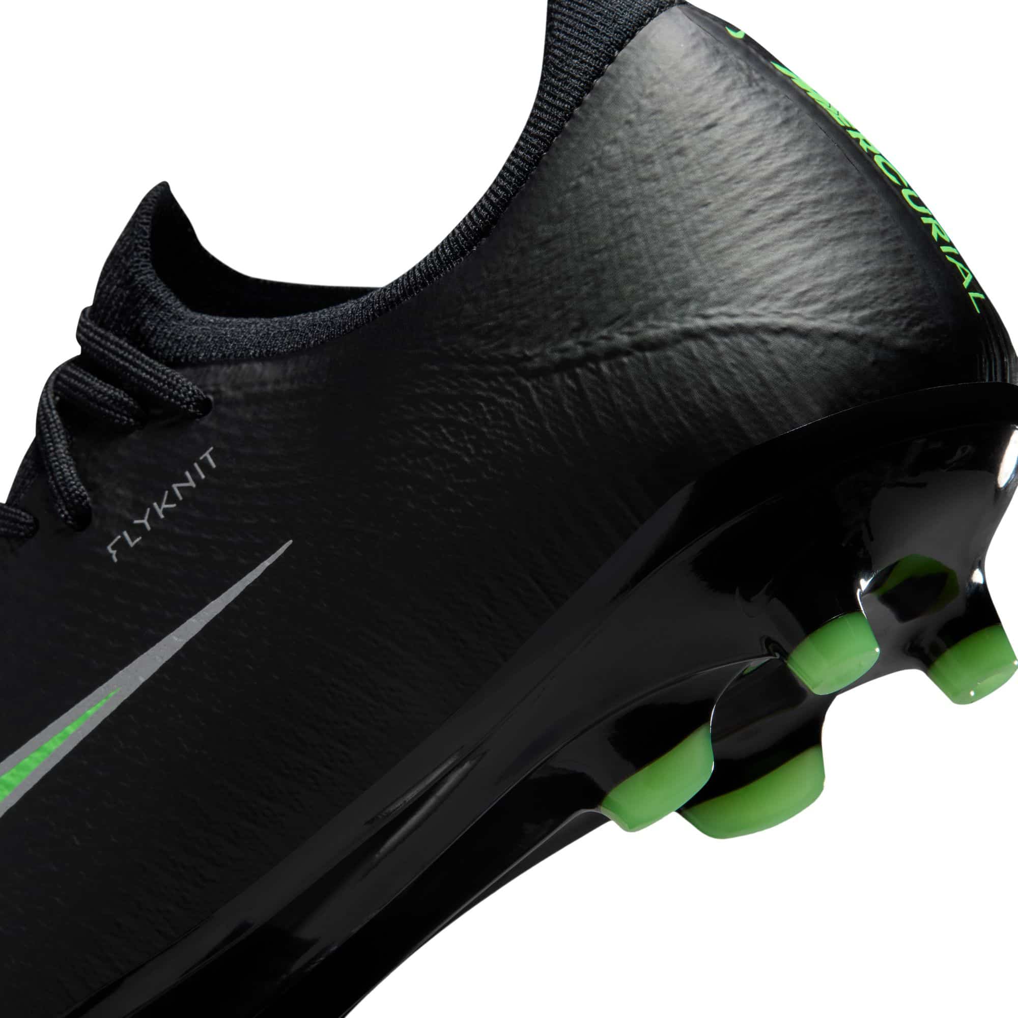 Nike Mercurial Vapor 17 Pro AG artificial-grass soccer cleats in black with green details