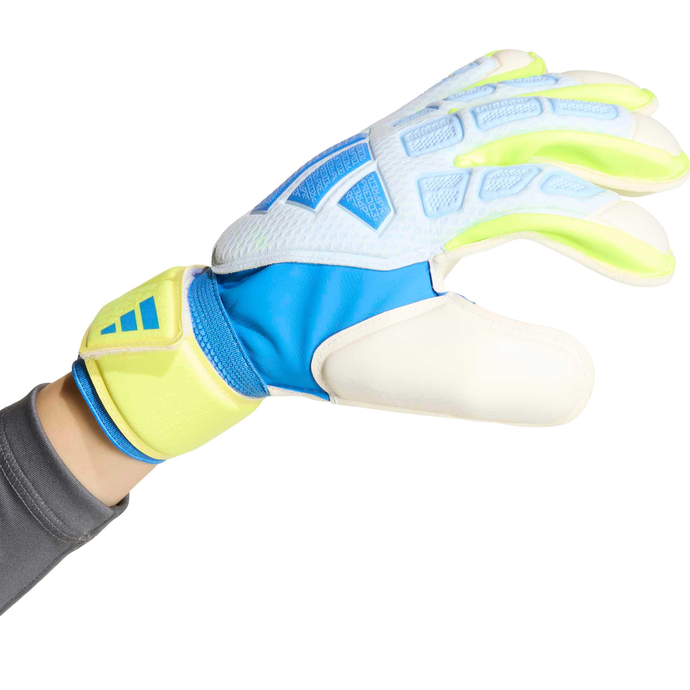 adidas Predator Match Fingersave Goalkeeper Gloves Jr. Goalkeeper Gloves adidas 
